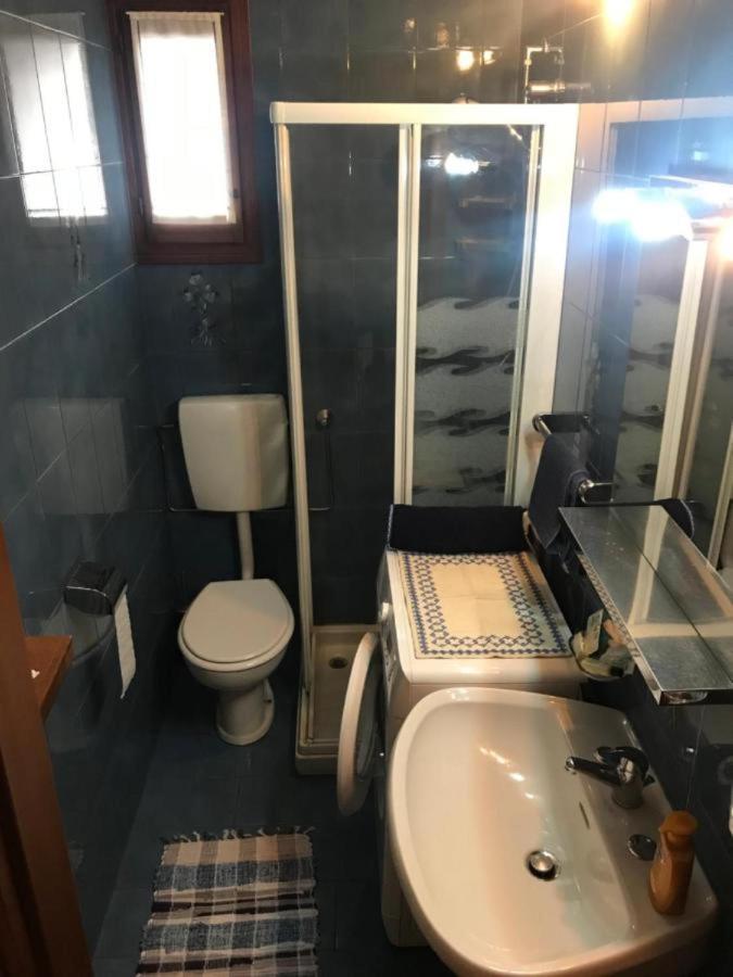 Casa Chia Lago Maggiore Laveno Eksteriør billede